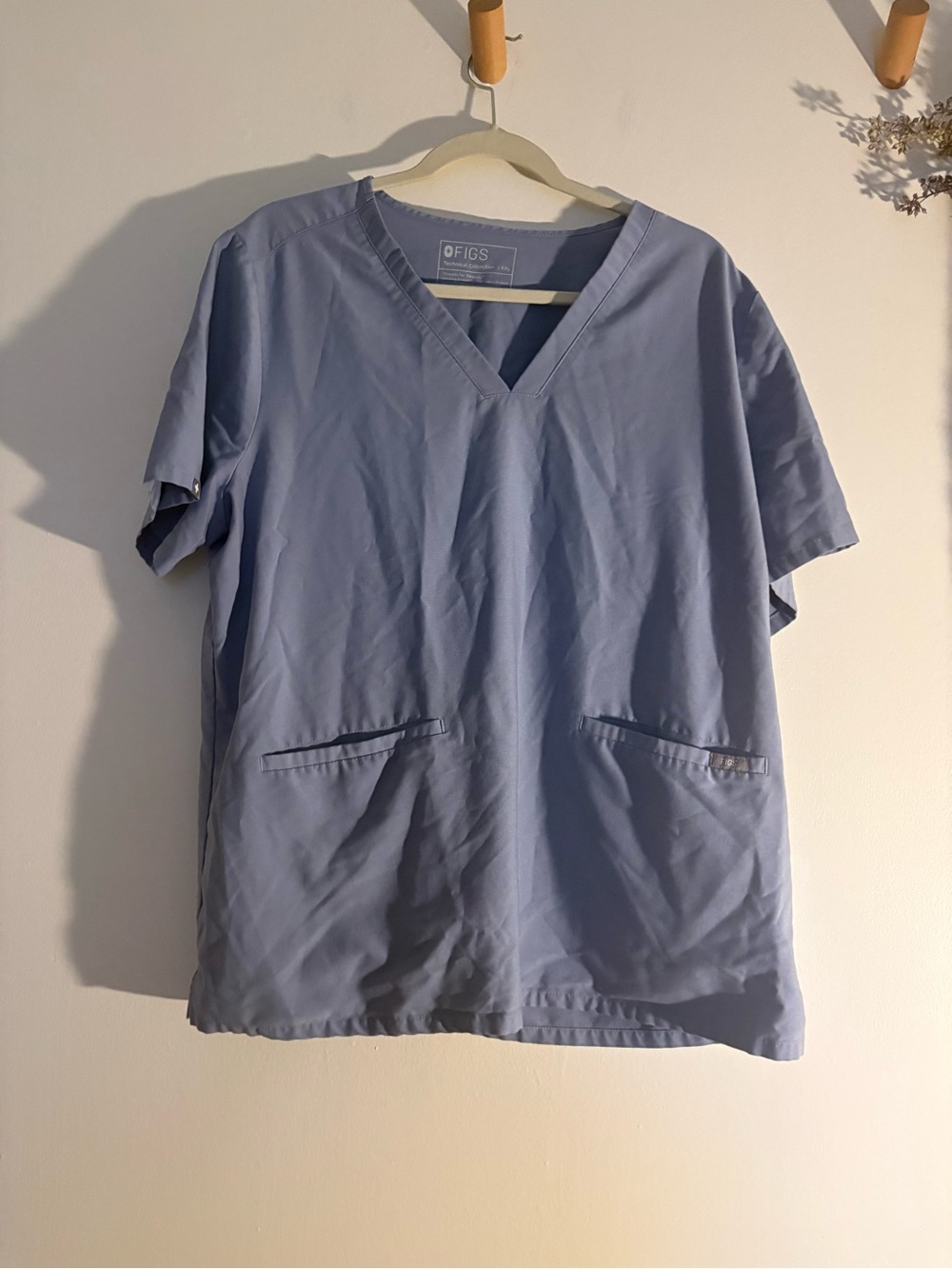 FIGS Casma Women’s XXL Vapor Blue Scrub Top Technical Collection FW1100